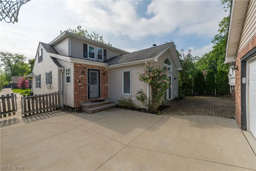450 Lake Forest Drive, Bay Village, OH 44140 - #3