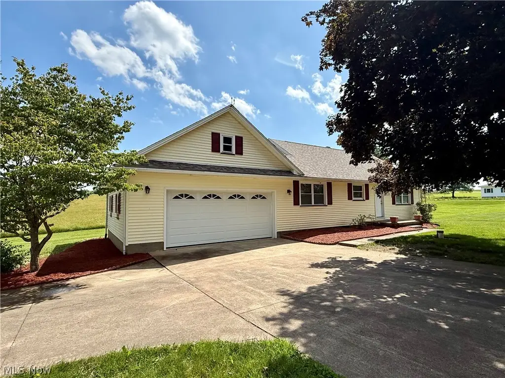 3278 Fresno Nw Road, Carrollton, OH 44615 - #1