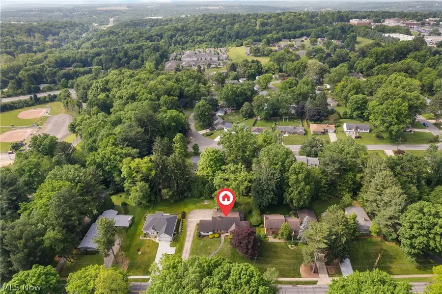 865 E Highland Avenue, Wooster, OH 44691 - #2