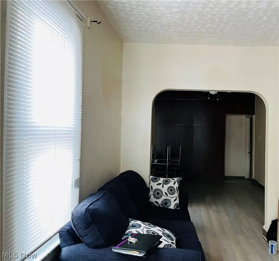 2321 E 101st Street, Cleveland, OH 44106 - #2