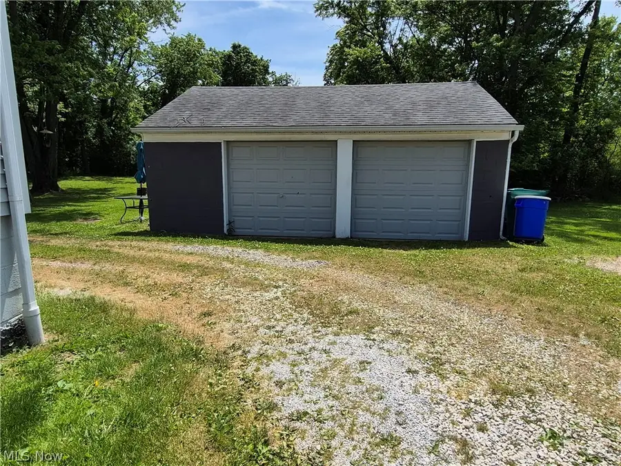 9614 Ravenna Road, Twinsburg, OH 44087 - #2