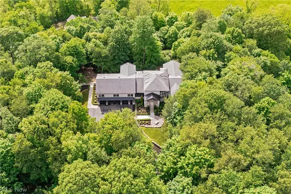 5031 Stone Ridge Drive, Richfield, OH 44286