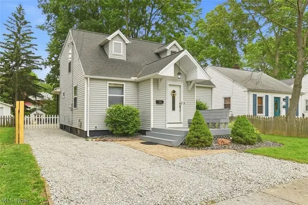38235 Woodside Avenue, Willoughby, OH 44094