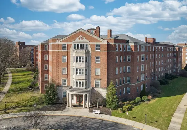 13800 Fairhill Road #512, Shaker Heights, OH 44120