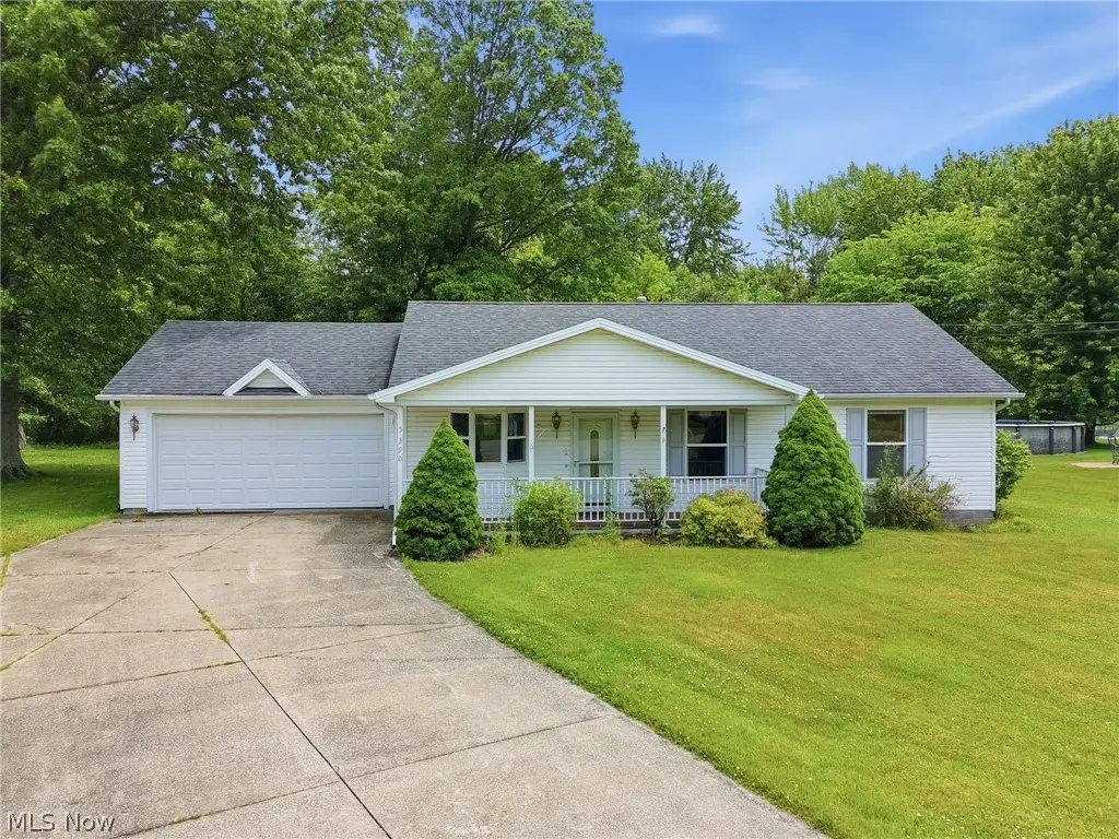 5390 Savannah Drive, Ashtabula, OH 44004 - #1