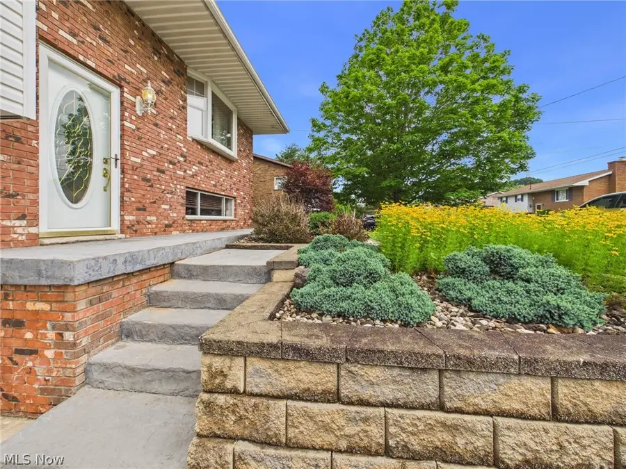 279 E Lubeck Hills Drive, Washington, WV 26181 - #2