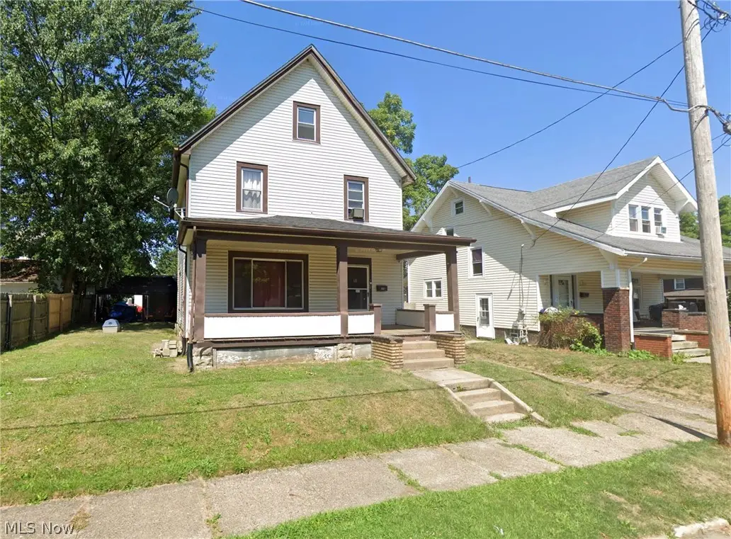 1121 Avalon Avenue, Alliance, OH 44601 - #1