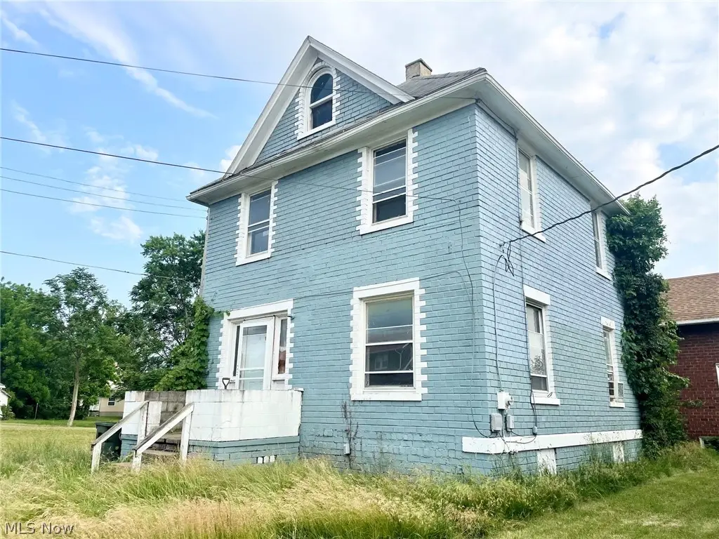 1720 5th Se Street, Canton, OH 44707 - #1