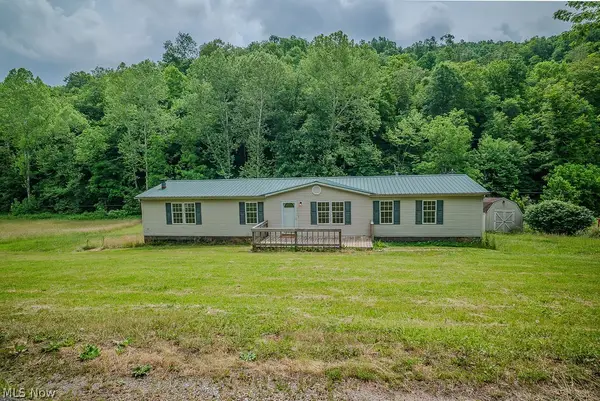 967 Buck Run Road, Mineral Wells, WV 26150