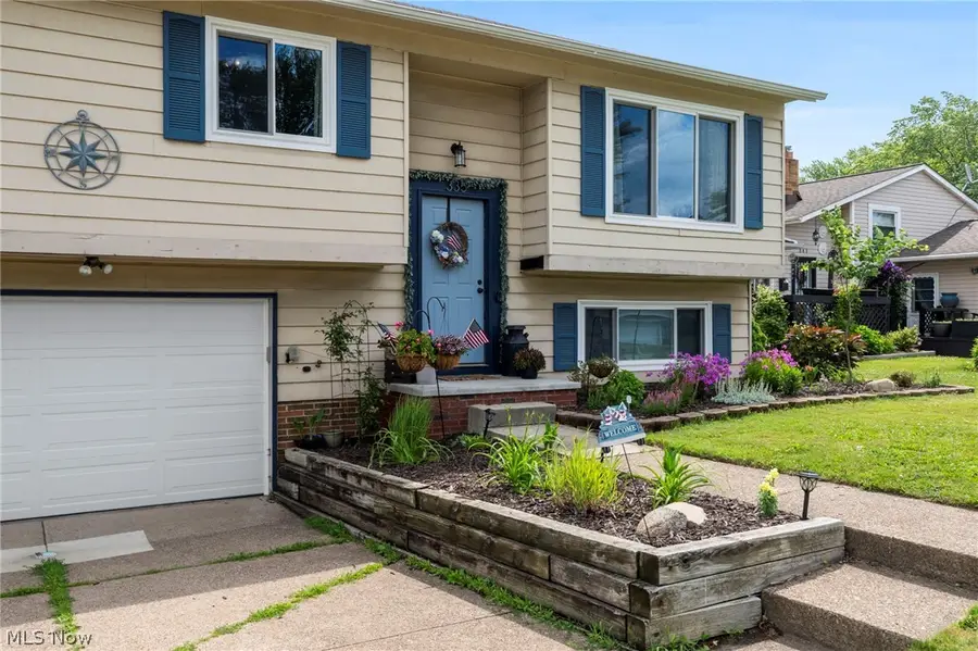 335 Bayshore Drive, Eastlake, OH 44095 - #3