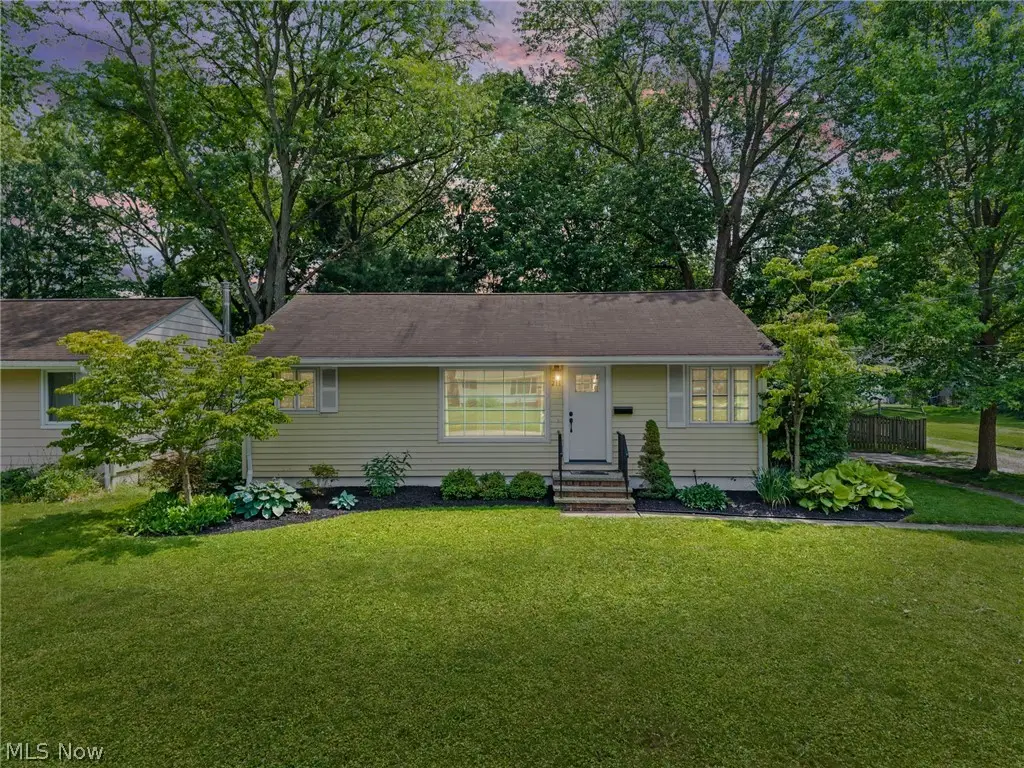 211 Wyleswood Drive, Berea, OH 44017 - #1