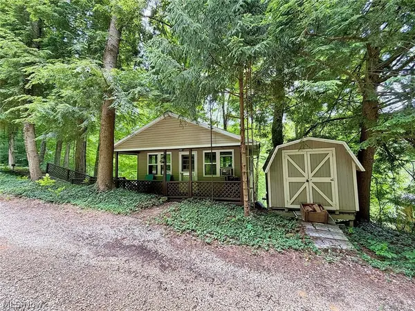 7248 Hollow Sw Street, Carrollton, OH 44615