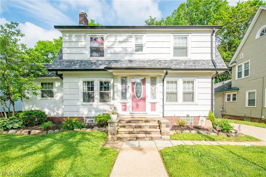 706 Crestview Avenue, Akron, OH 44320 - #3