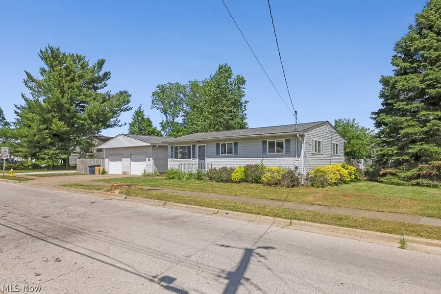 611 Herbert Road, Akron, OH 44312 - #3