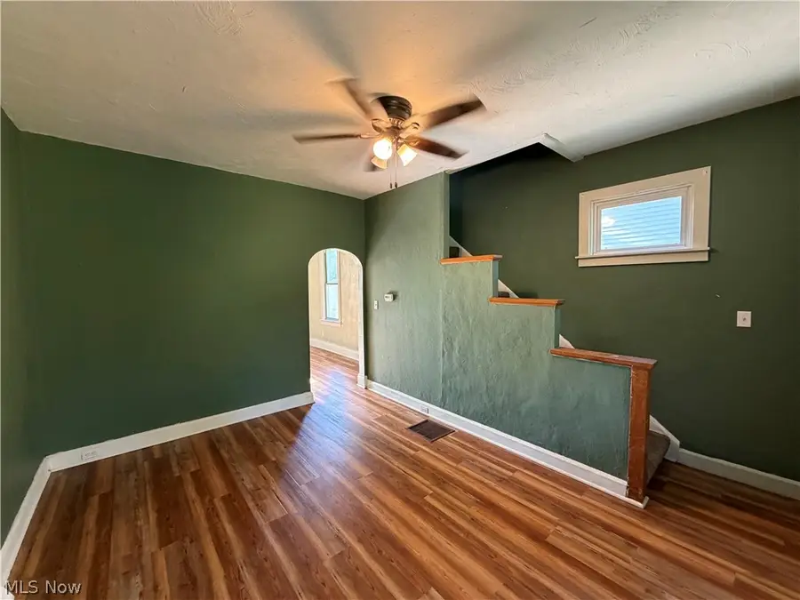 1518 Smithfield Street, East Liverpool, OH 43920 - #2