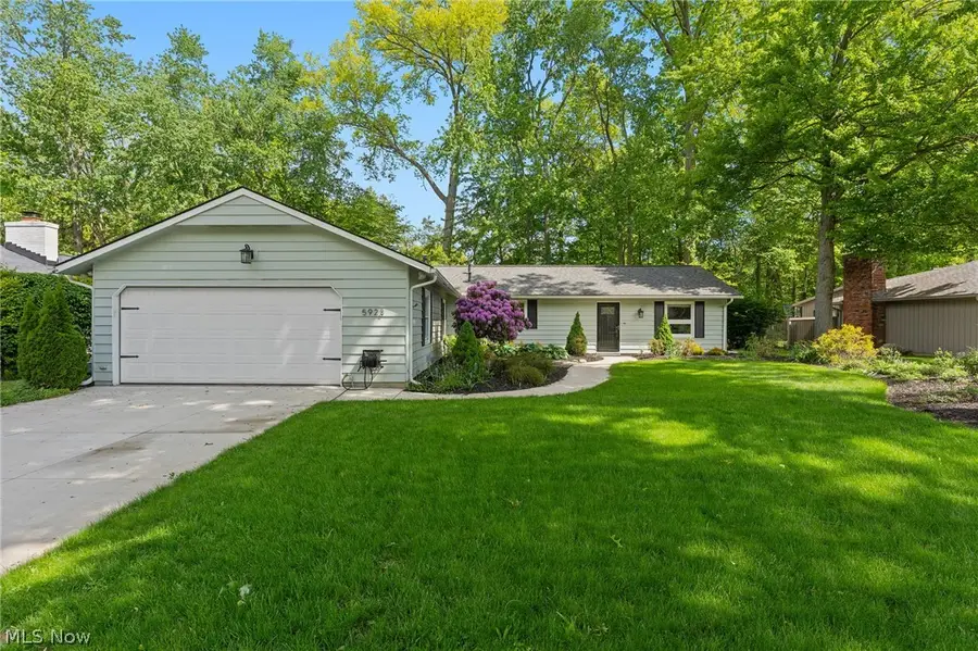 5923 Mills Creek Lane, North Ridgeville, OH 44039 - #2