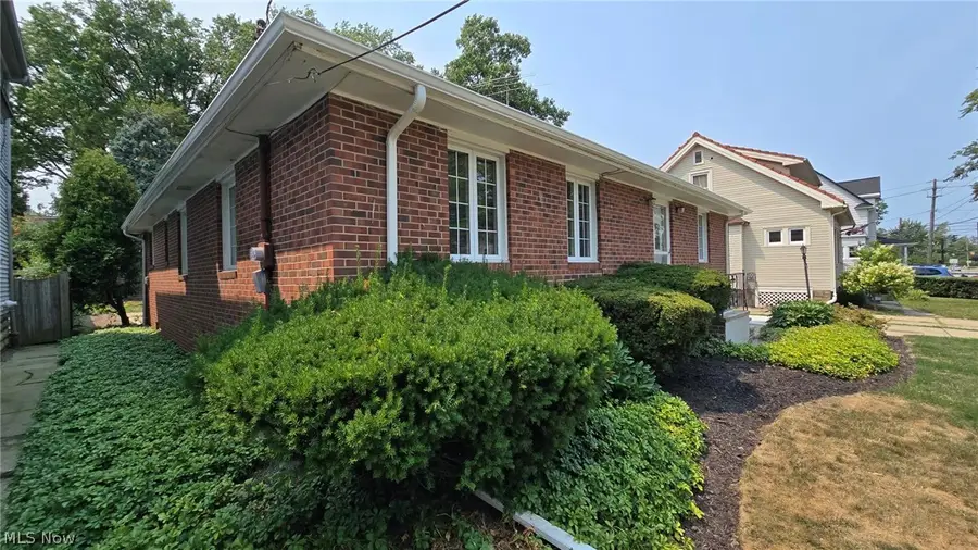 1190 Belle Avenue, Lakewood, OH 44107 - #3