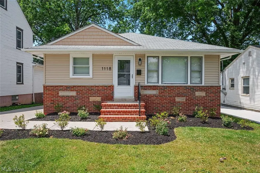 1118 Summit Drive, Mayfield Heights, OH 44124 - #2
