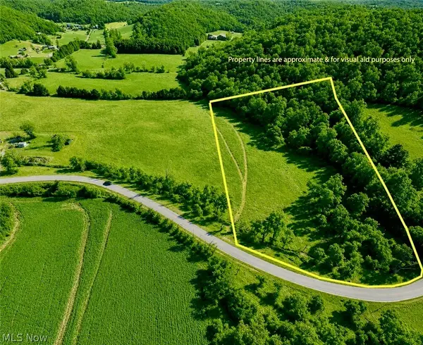 Latto Se Road, Uhrichsville, OH 44683