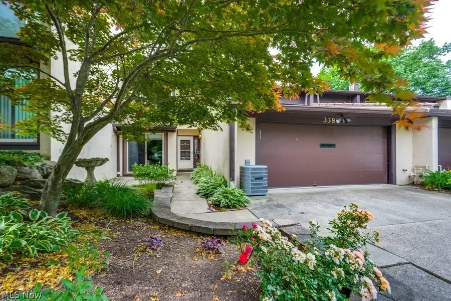 3388 S Smith Road, Fairlawn, OH 44333 - #2