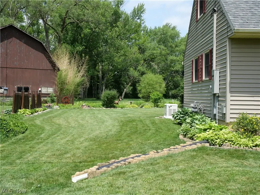 37460 Giles Road, Grafton, OH 44044 - #3