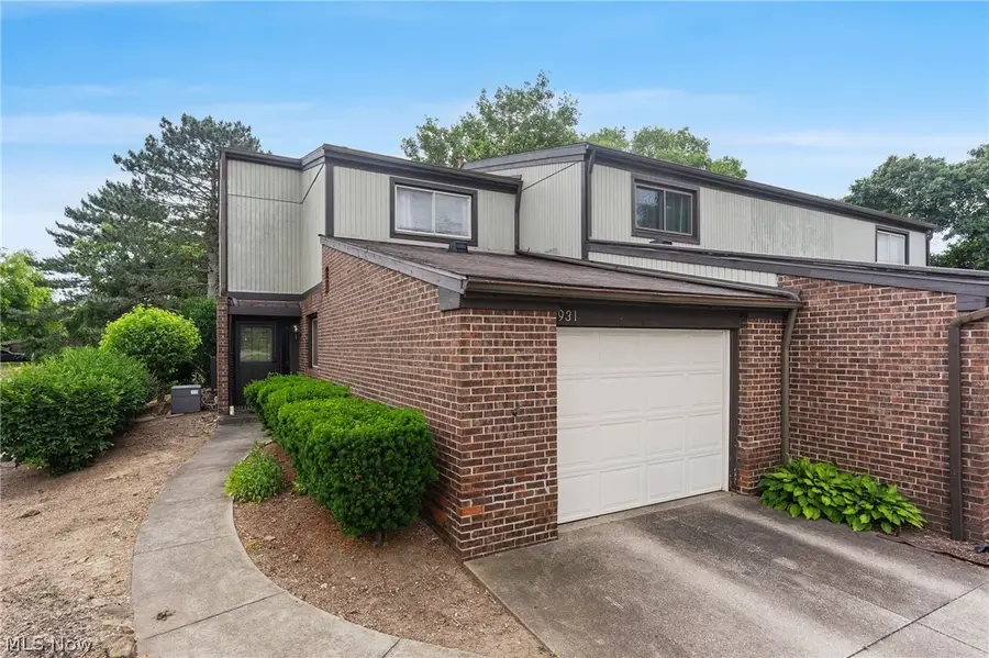 931 Trimble Drive, Akron, OH 44307 - #2
