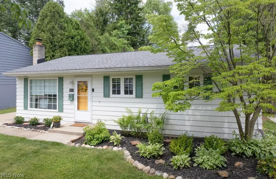 1044 Ellsworth Drive, Akron, OH 44313 - #3