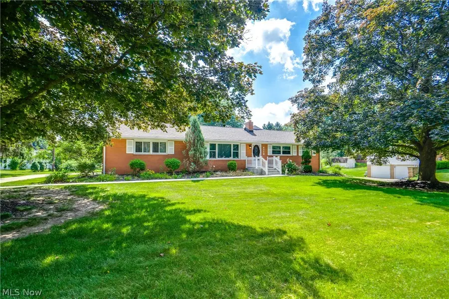 4710 Brunnerdale Nw Avenue, Canton, OH 44718 - #3
