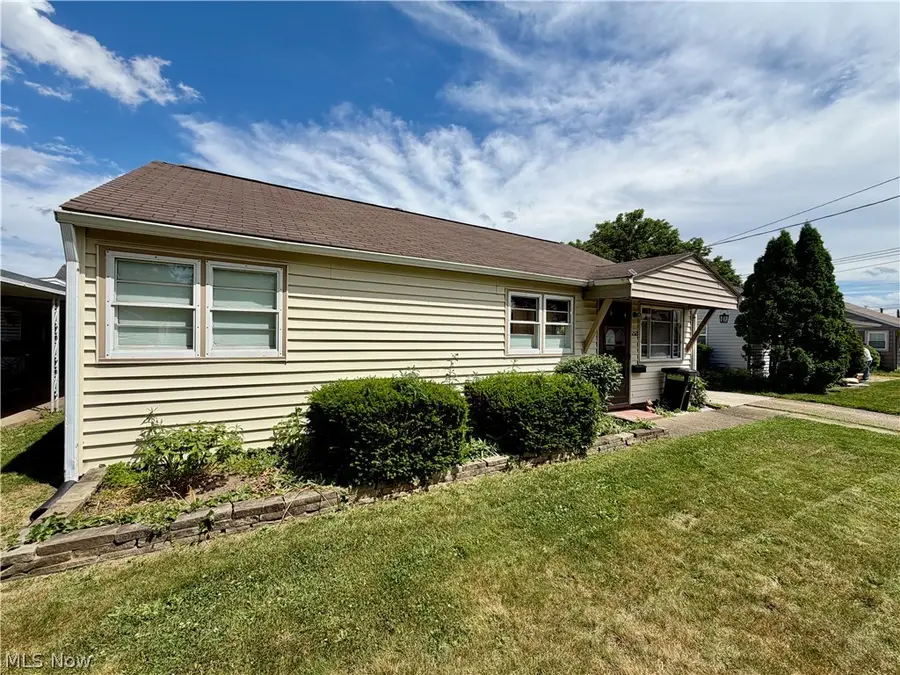 1232 Hawthorne Sw Avenue, Canton, OH 44710 - #2
