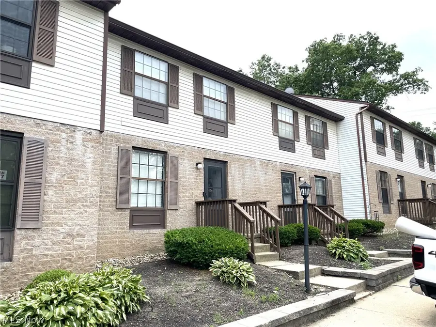 1257 Bailey Road, Cuyahoga Falls, OH 44221 - #2