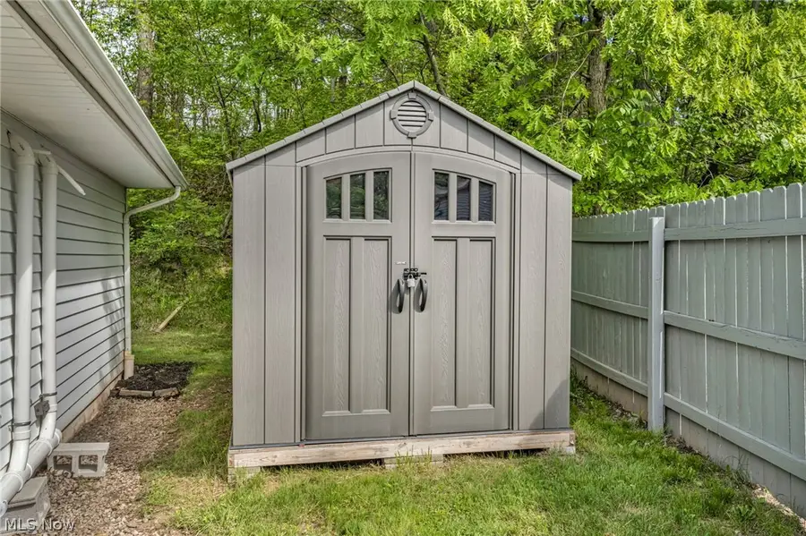 130 Graybark Lane, Amherst, OH 44001 - #3