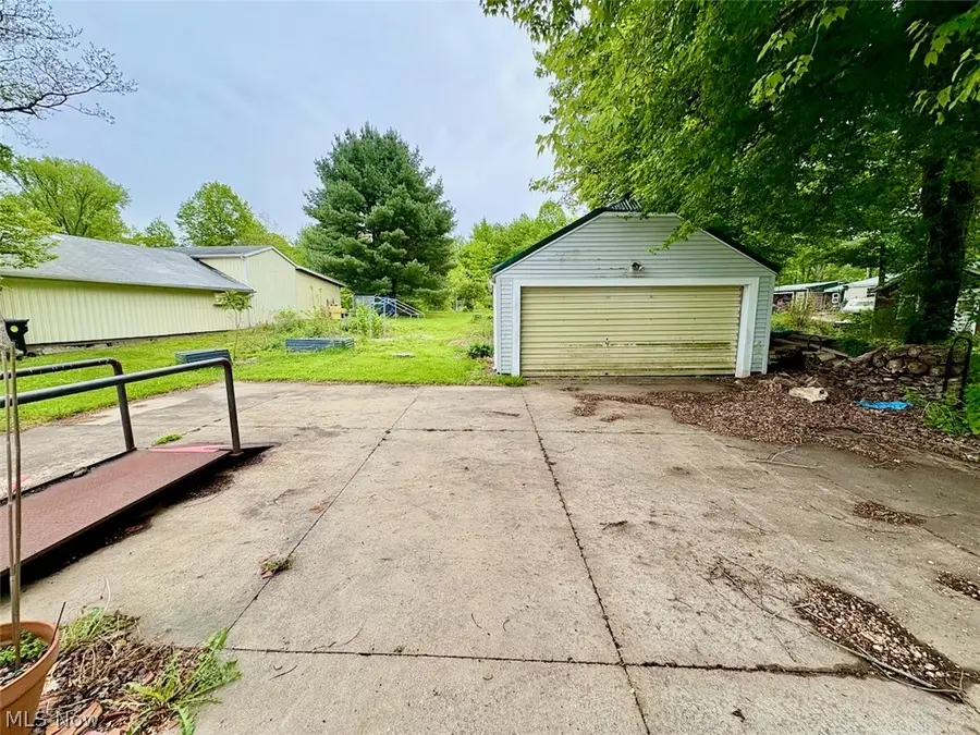6014 North Ridge W Road, Ashtabula, OH 44004 - #3