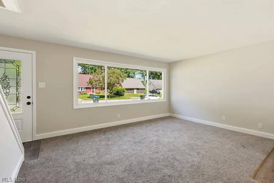1757 Windsor Street, Cuyahoga Falls, OH 44221 - #3