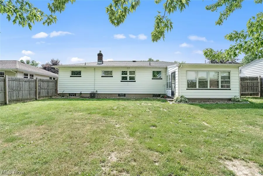 961 Adrian Circle, Girard, OH 44420 - #3