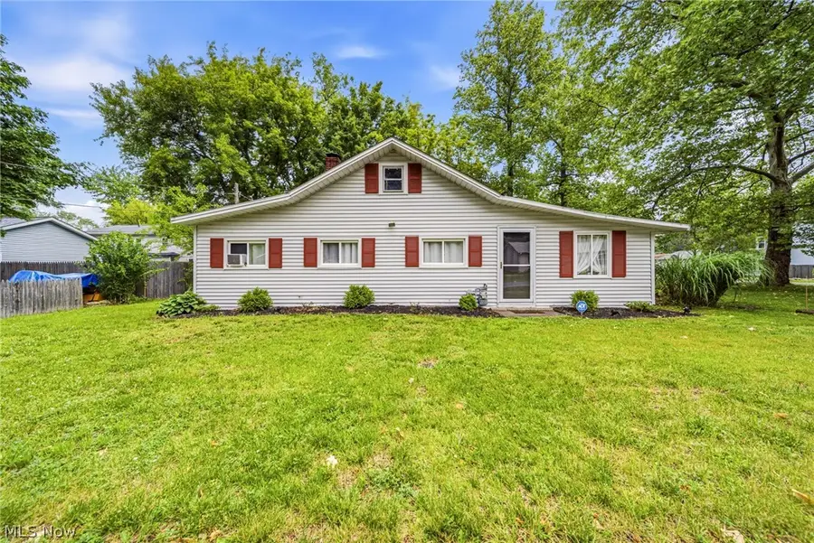 1588 Yale Avenue, Madison, OH 44057 - #2