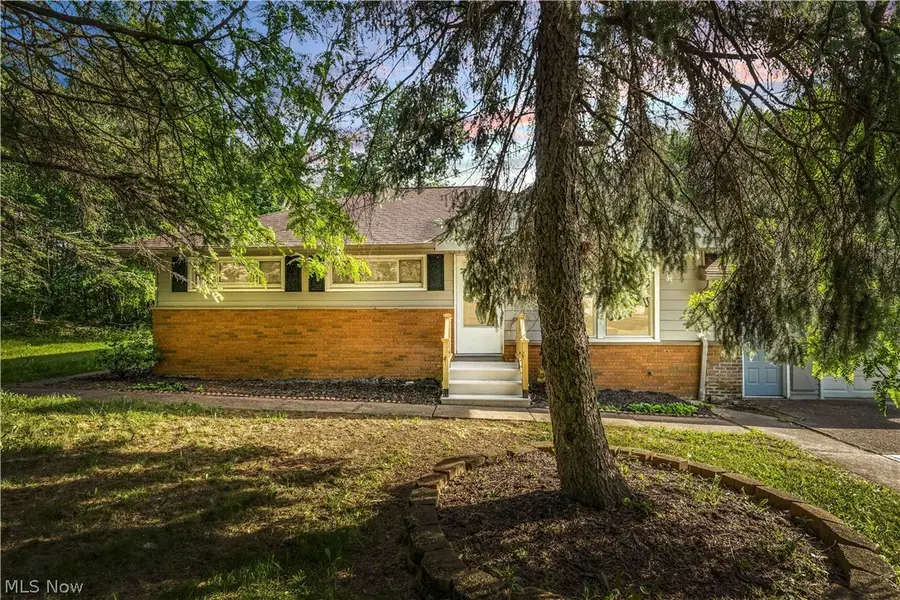 5124 Donovan Drive, Garfield Heights, OH 44125 - #2