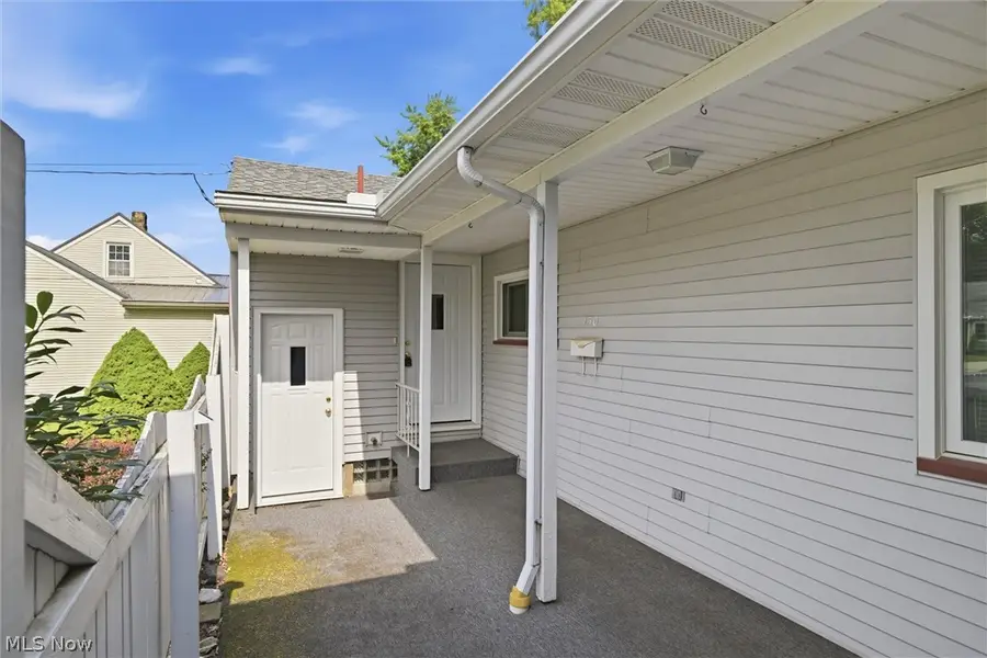 150 7th Street, Columbiana, OH 44408 - #2