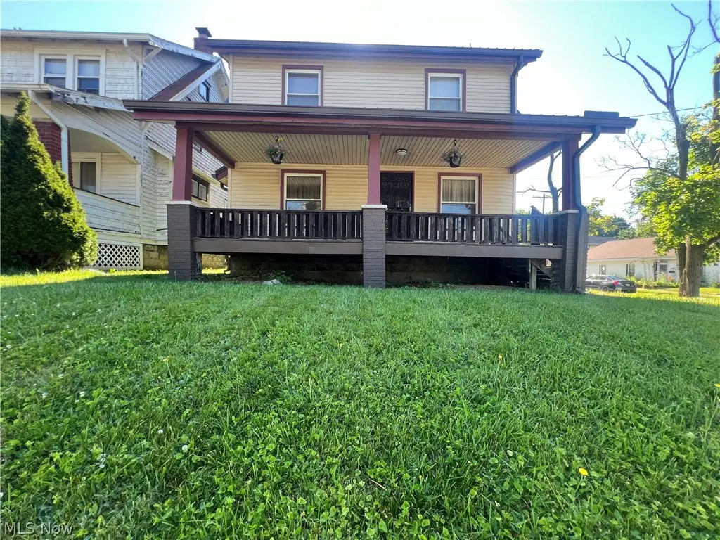 403 N Saint Clair Street, Girard, OH 44420 - #1