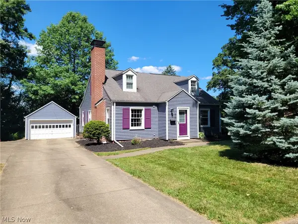 1721 10th Ne Street, Massillon, OH 44646