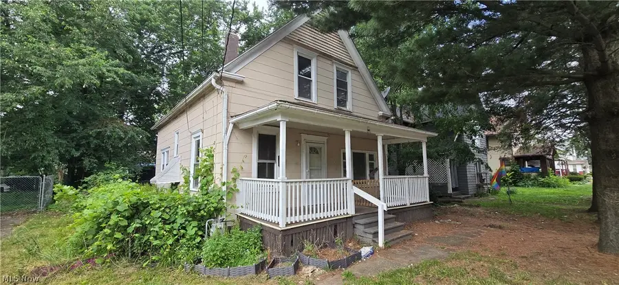 700 Carpenter Street, Akron, OH 44310 - #2