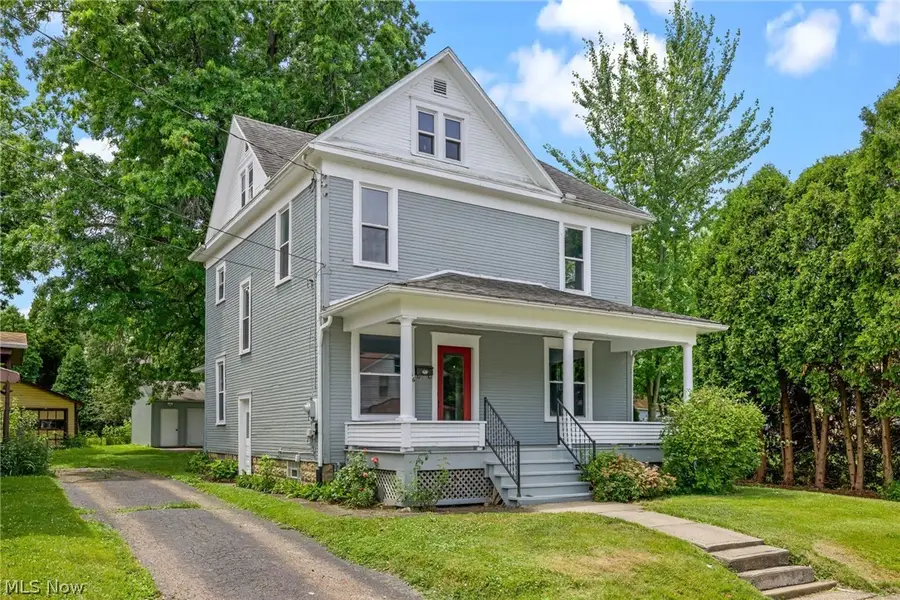 146 W Harrison Street, Alliance, OH 44601 - #3