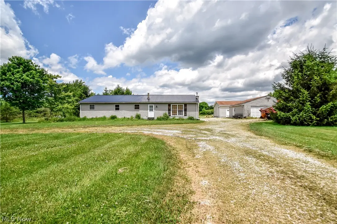 15310 Hart Road, Montville, OH 44064 - #1