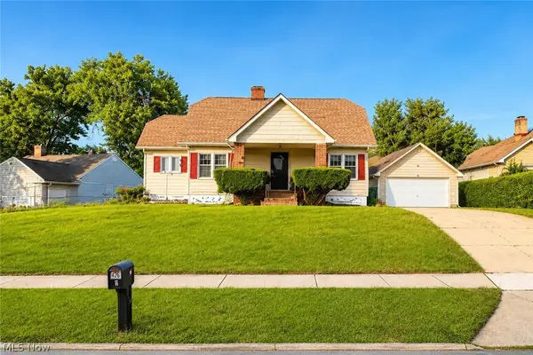 173 Brush Road, Richmond Heights, OH 44143