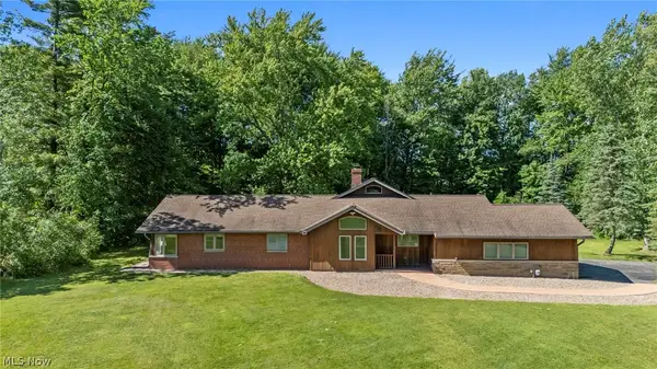 34995 Miles Road, Moreland Hills, OH 44022