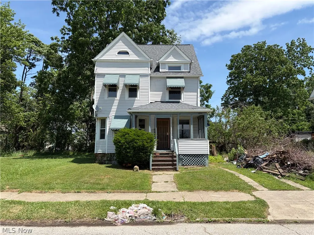 1205 E 111th Street, Cleveland, OH 44108 - #1