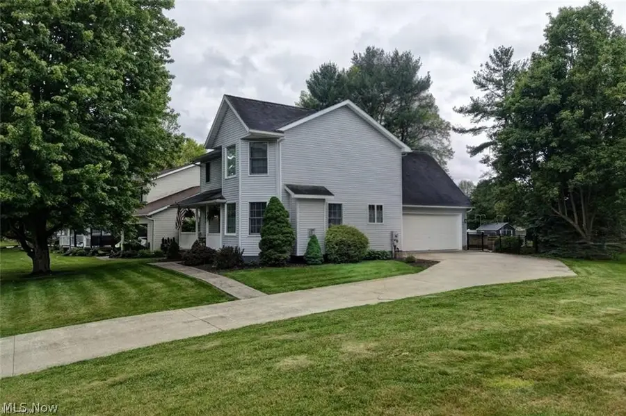 104 Pinedale Drive, Dover, OH 44622 - #2
