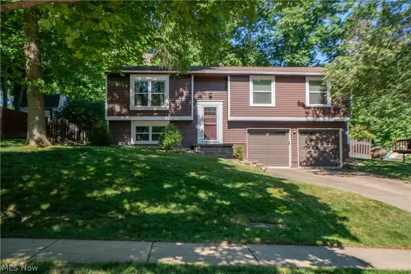 630 Berkshire Drive, Medina, OH 44256