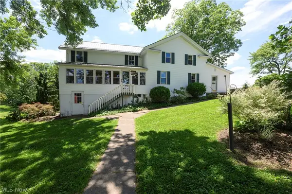 12201 King Church Nw Avenue, Uniontown, OH 44685