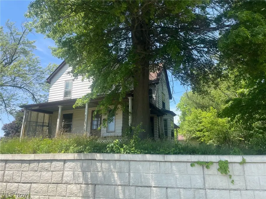 151 3rd Nw Street, Strasburg, OH 44680 - #3
