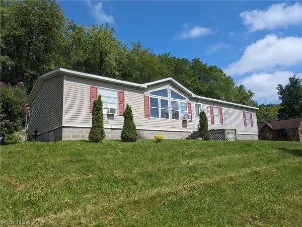 2492 Irish Ridge Road, East Liverpool, OH 43920